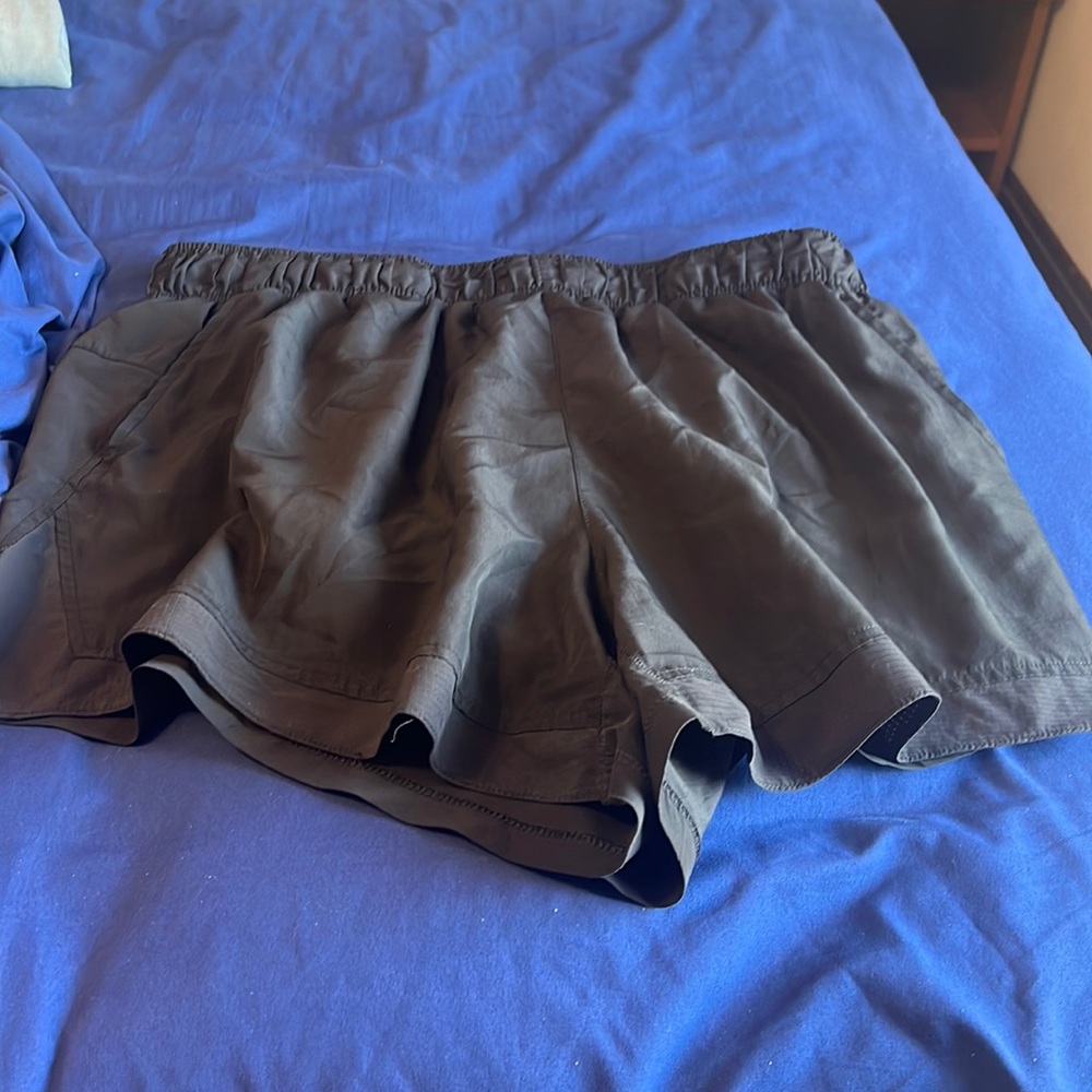 Wore 5 times size XL brand is Athletic